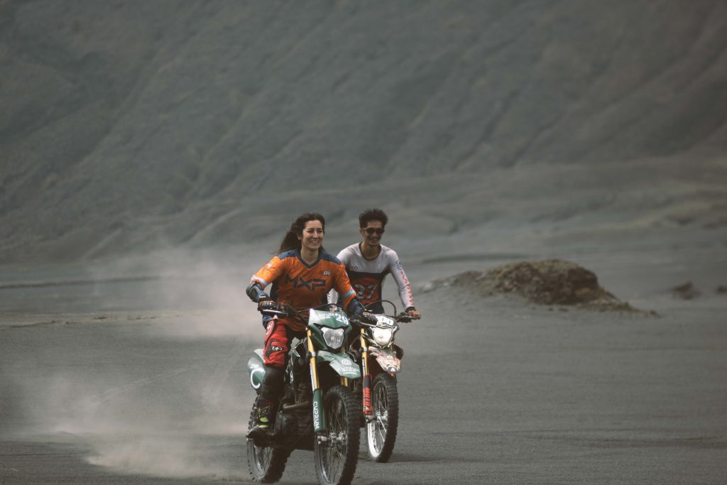 Jeep vs Motor Trail Bromo